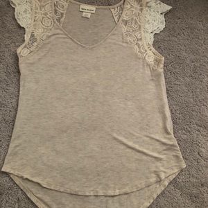 Belle du jour V-neck Lace Short sleeve blouse